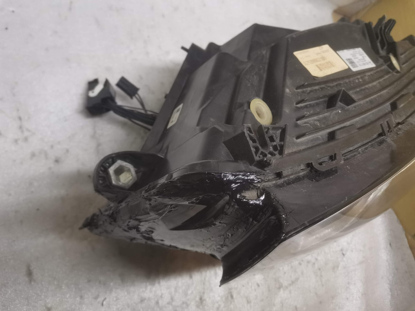 MERCEDES GLC W253 X253 PASSENGER SIDE HEADLIGHT 2019-21 A2539067101 m25349