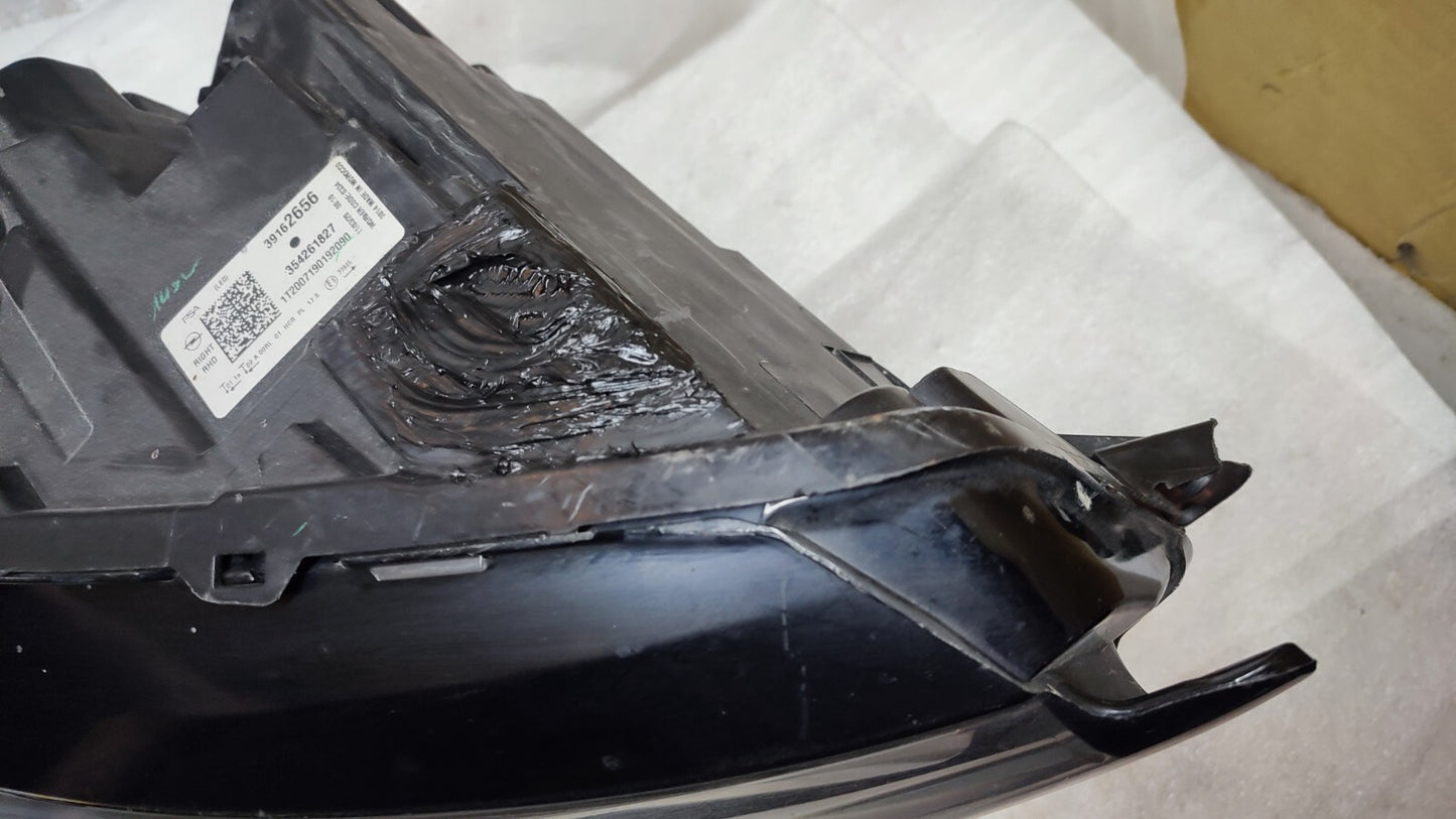 VAUXHALL CORSA F 2019+ DRIVERS RIGHT RH O/SIDE HEAD LIGHT HEADLAMP 39162656 v101