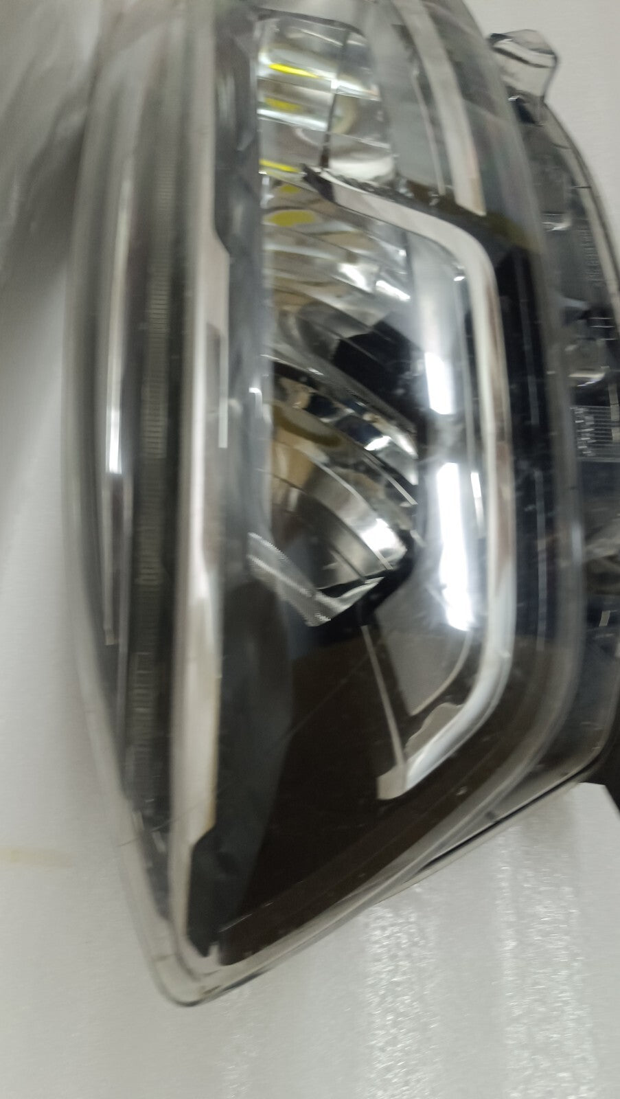 RENAULT CAPTUR GT LINE 2019 PASSENGERSIDE N/S LED HEADLIGHT  260604198R ren51