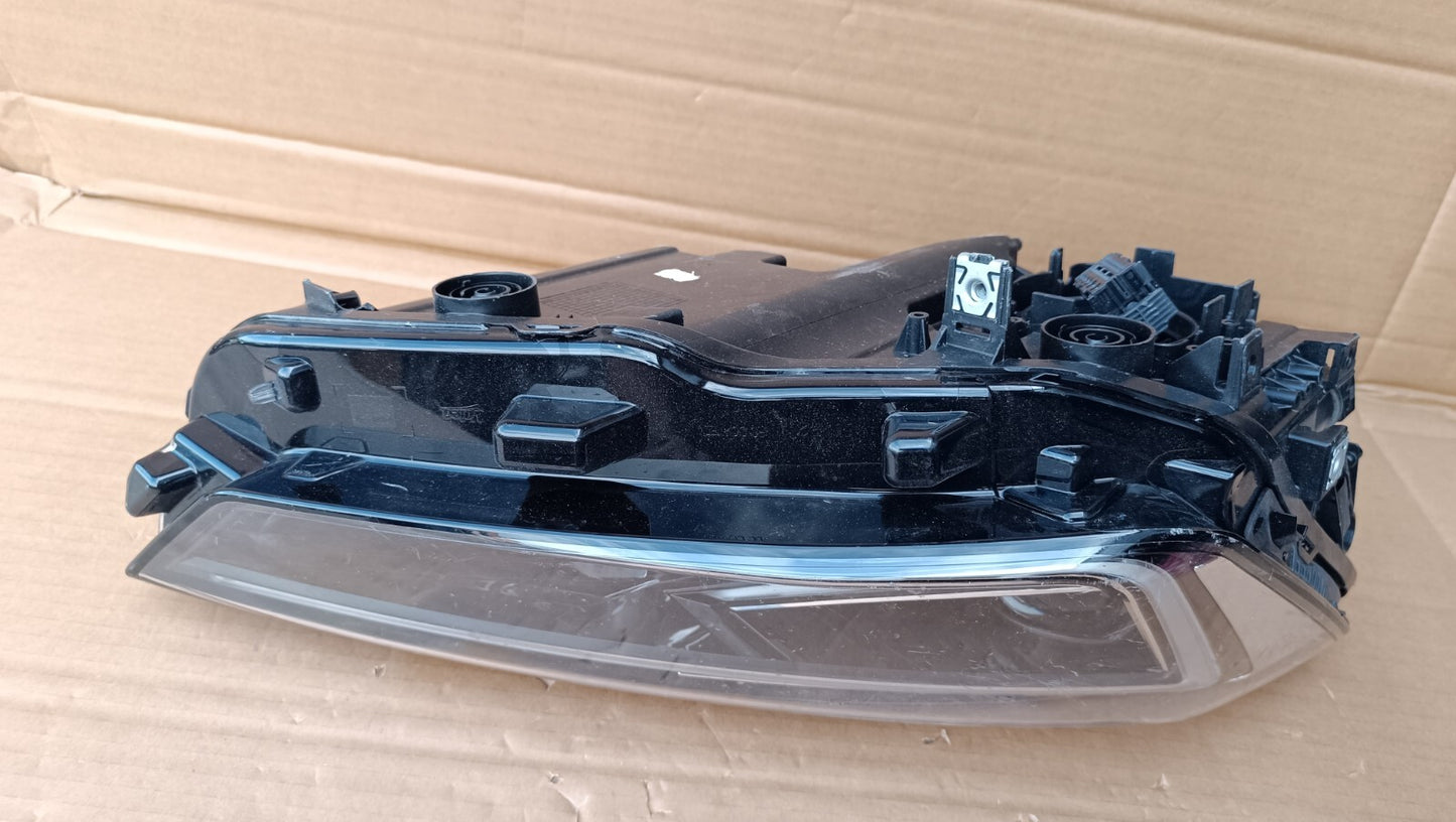 SEAT CUPRA FORMENTOR FR 2021 OFFSIDE DRIVER SIDE FRONT HEADLIGHT 5FH941008F se84