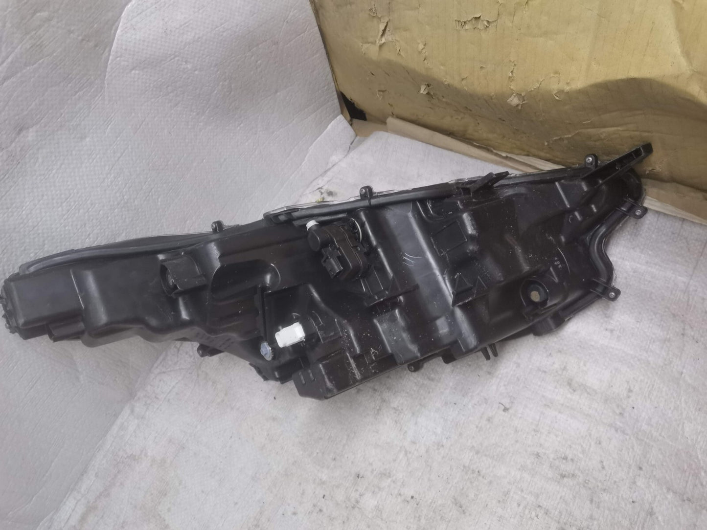 TOYOTA YARIS 2020 2021 2022 FULL LED PASSENGERSIDE N/S LEFT GENUINE HEADLIGHT