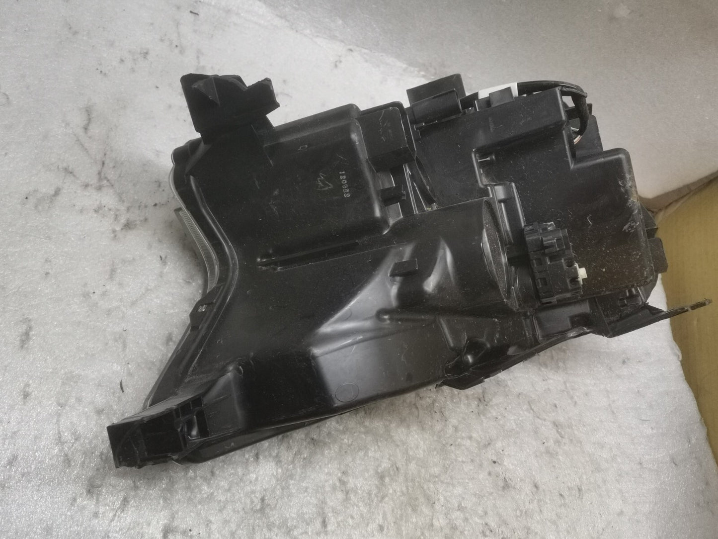 Genuine Ford Ranger Wildtrak N/S Passenger Headlight JB3B13E015AA 2019-2021 fo24
