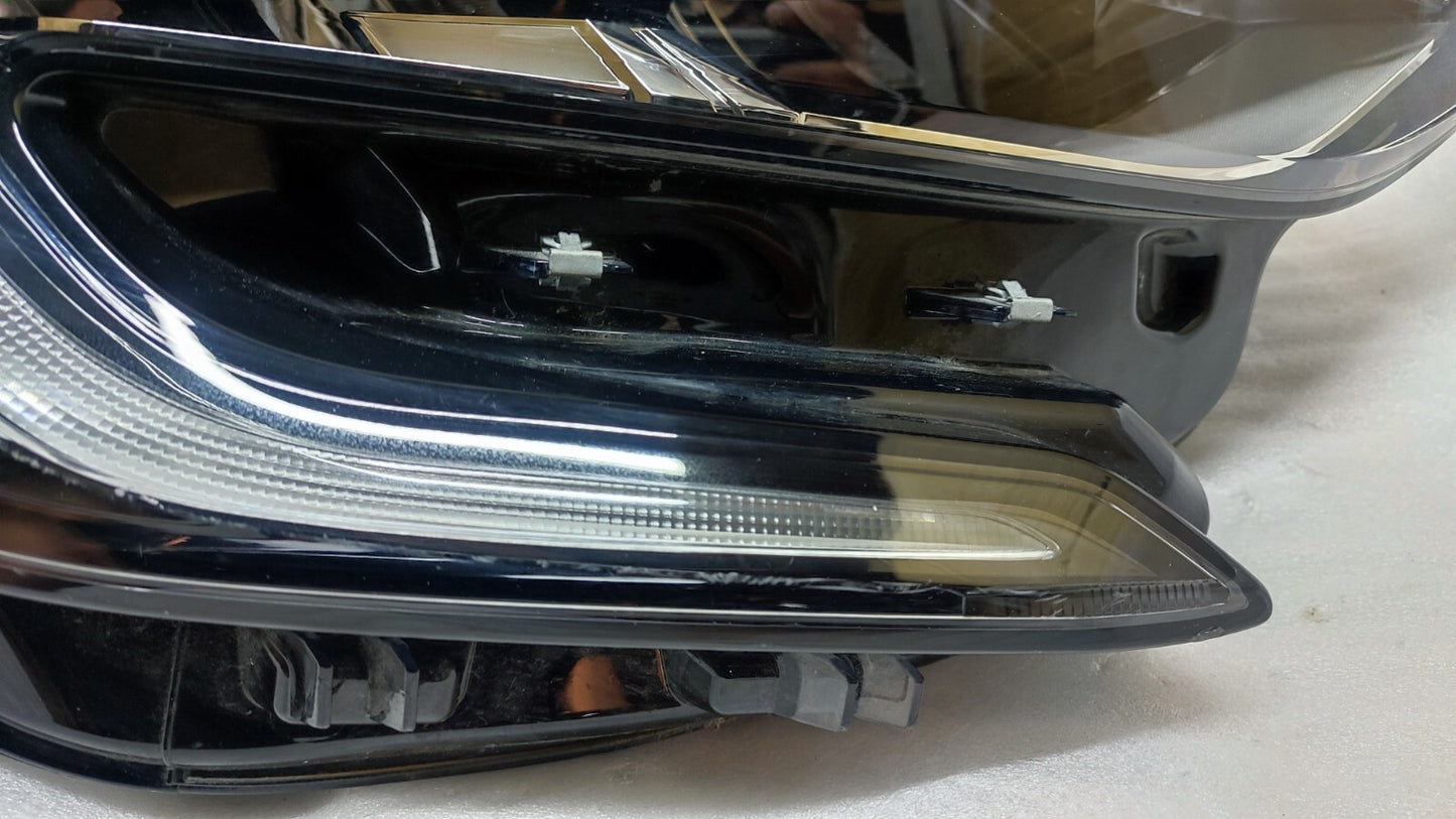 RENAULT CAPTUR HEADLAMP LED RIGHT DRIVER SIDE 260100119R MK2 2019-24 ren35