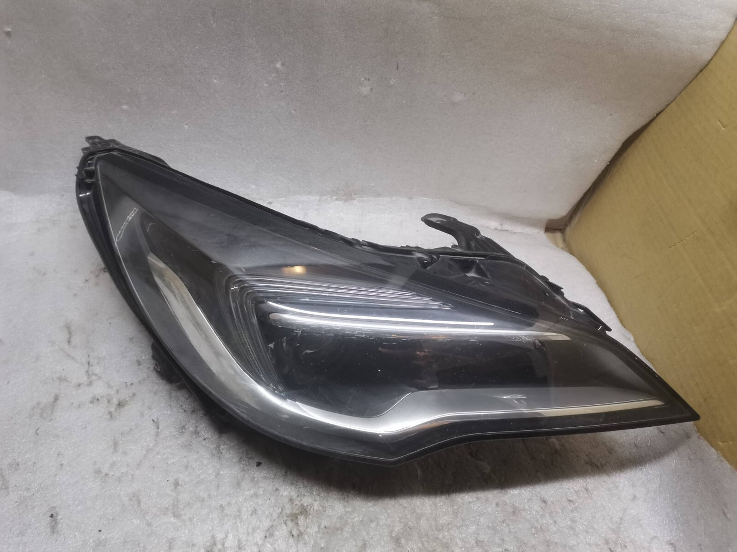 VAUXHALL ASTRA K 2015 2016 2017 2018 2019 DRIVER SIDE HEADLIGHT 39047201 vxak60