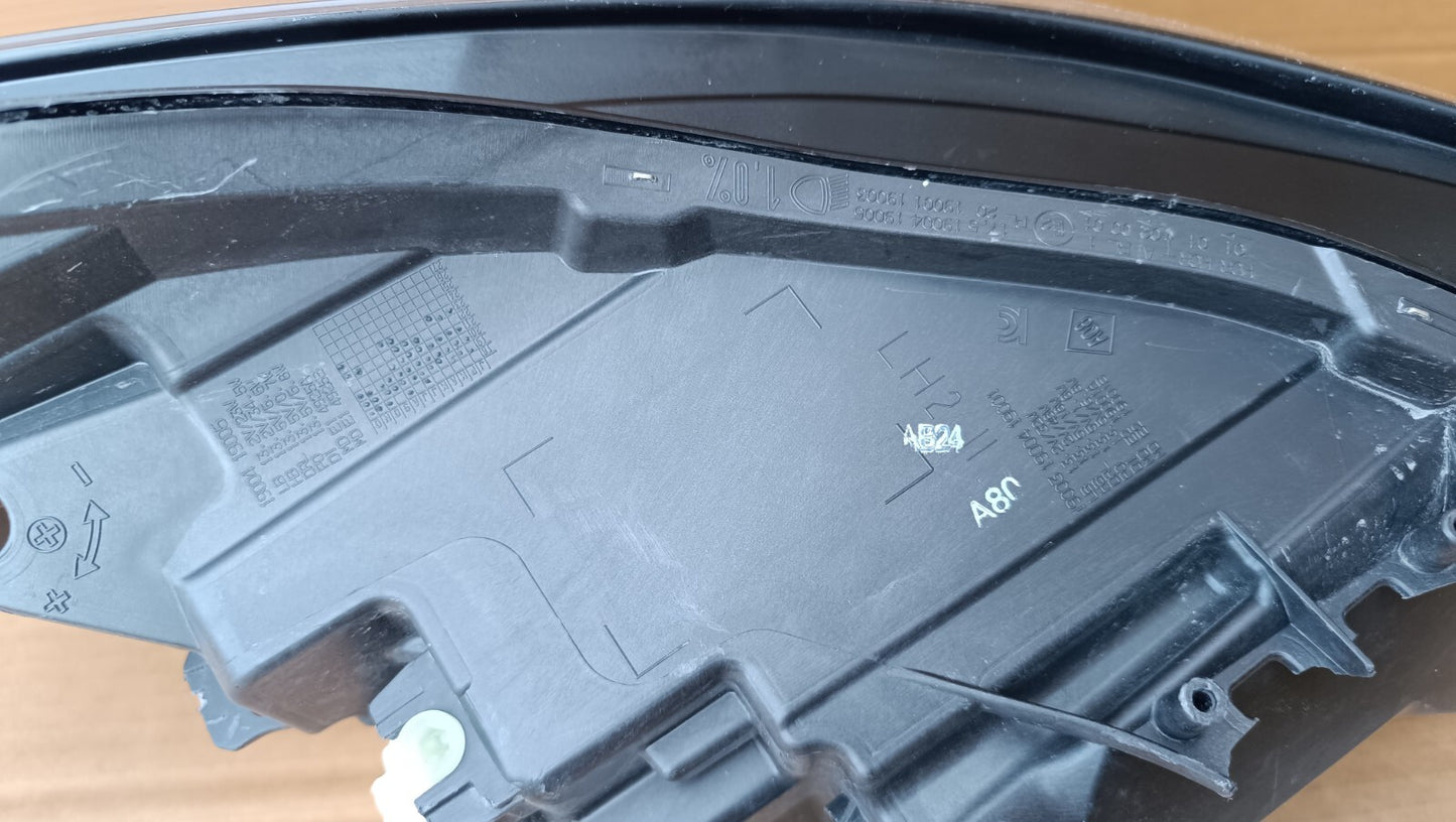 Renault Captur 2020-2022 N/S LED Headlight 260603358R ren54