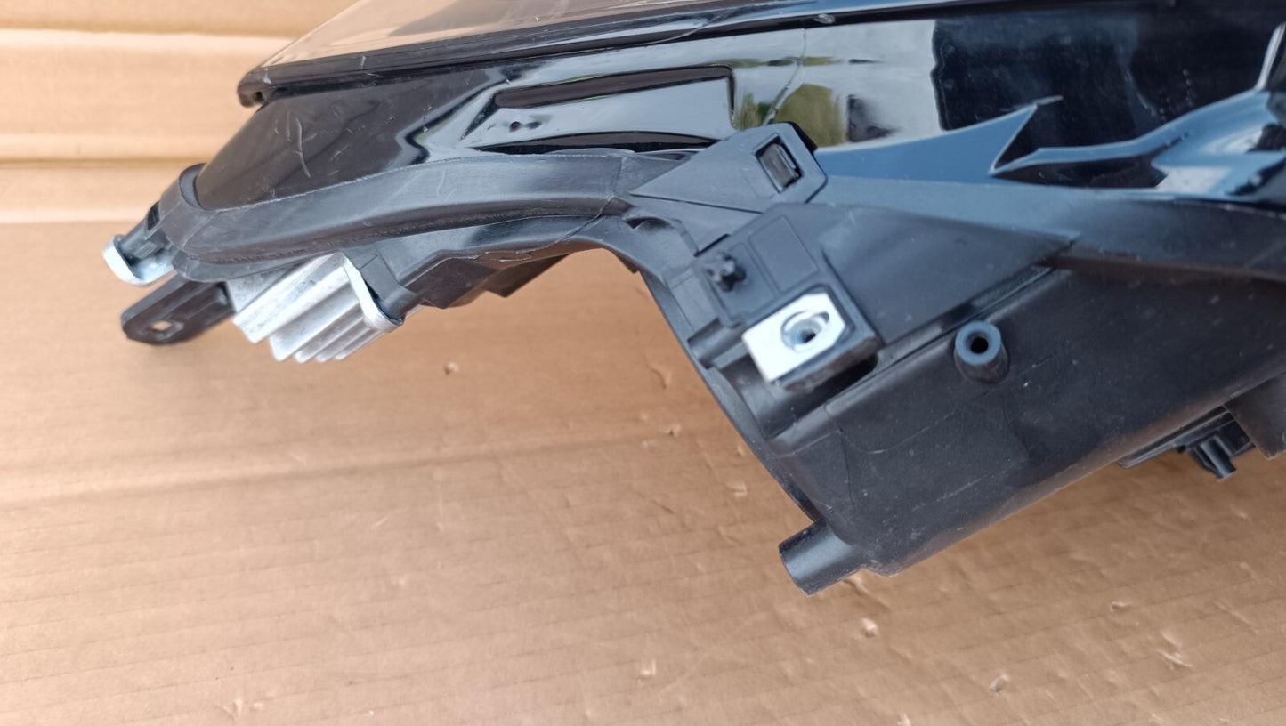 VAUXHALL Crossland X 2017- Front Right Headlight  Lamp FULL LED YQ00351280 v120