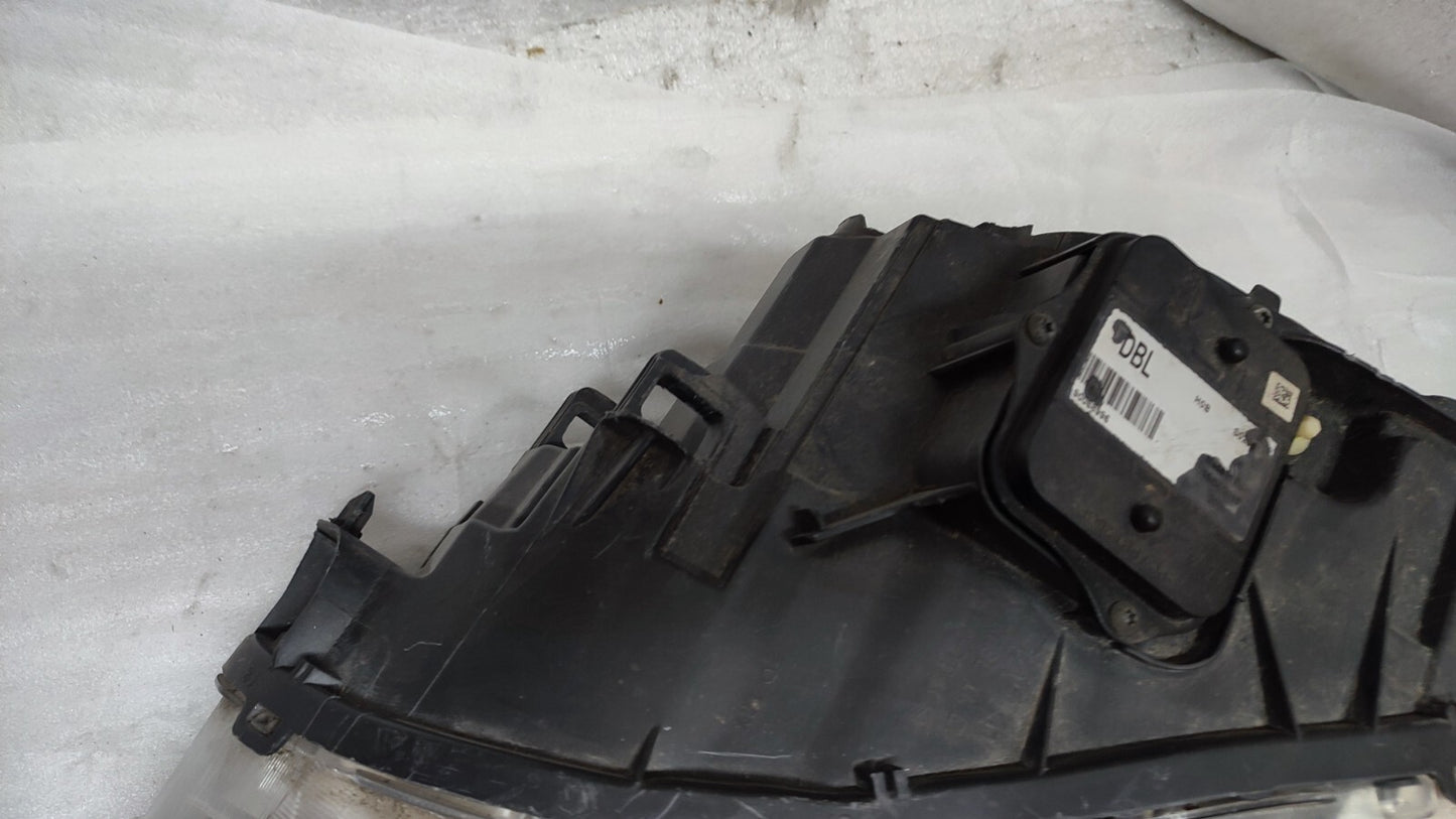 VOLVO S60 V60 2013-2018 FACELIFT XENON DYNAMIC LEFT PASSENGER HEADLIGHT 31420263