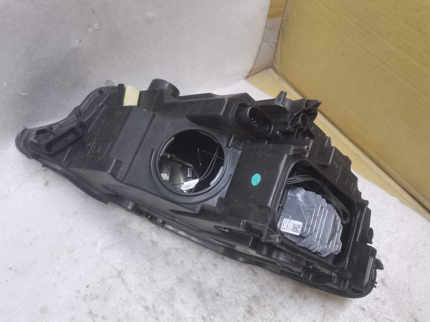 VOLKSWAGEN T-ROC R LINE N/S PASSENGER SIDE FULL LED HEADLIGHT  2GA941035Q vw130