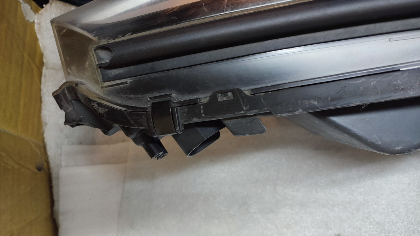 TOYOTA C-HR CHR DRIVER SIDE RIGHT LED HEADLIGHT 81110-F4051-00 TO44