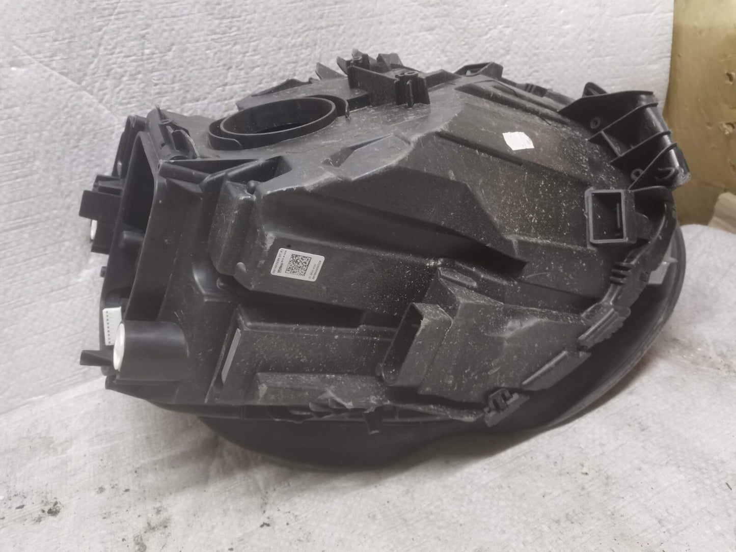 MINI ONE COOPER F55 F56 F57 FACELIFT O/S HEADLIGHT 6311-5A01162-04 2018+ bm5642