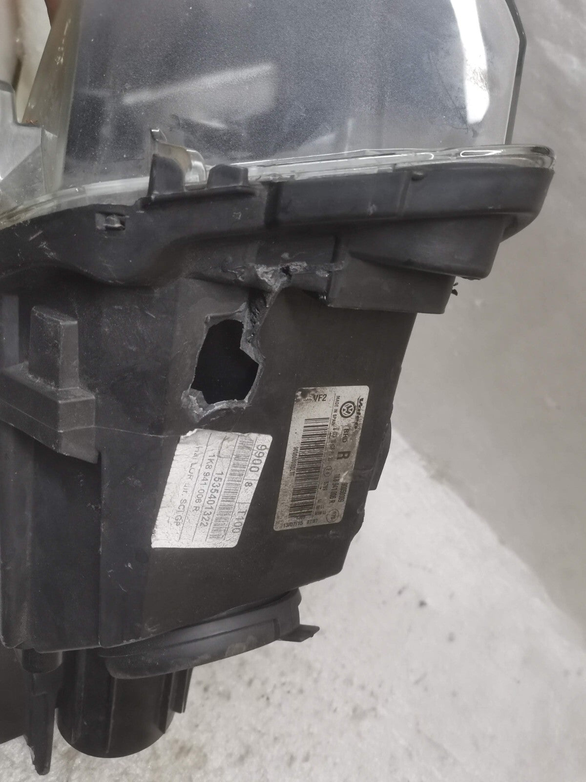 VOLKSWAGEN SCIROCCO O/S Drivers Right Front Headlight Headlamp 1K8941006R vw125