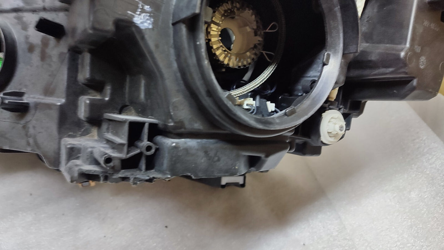 Skoda Superb 2015+ Xenon LED Driver Side Right O/S Headlight 3v2941016a sksp80