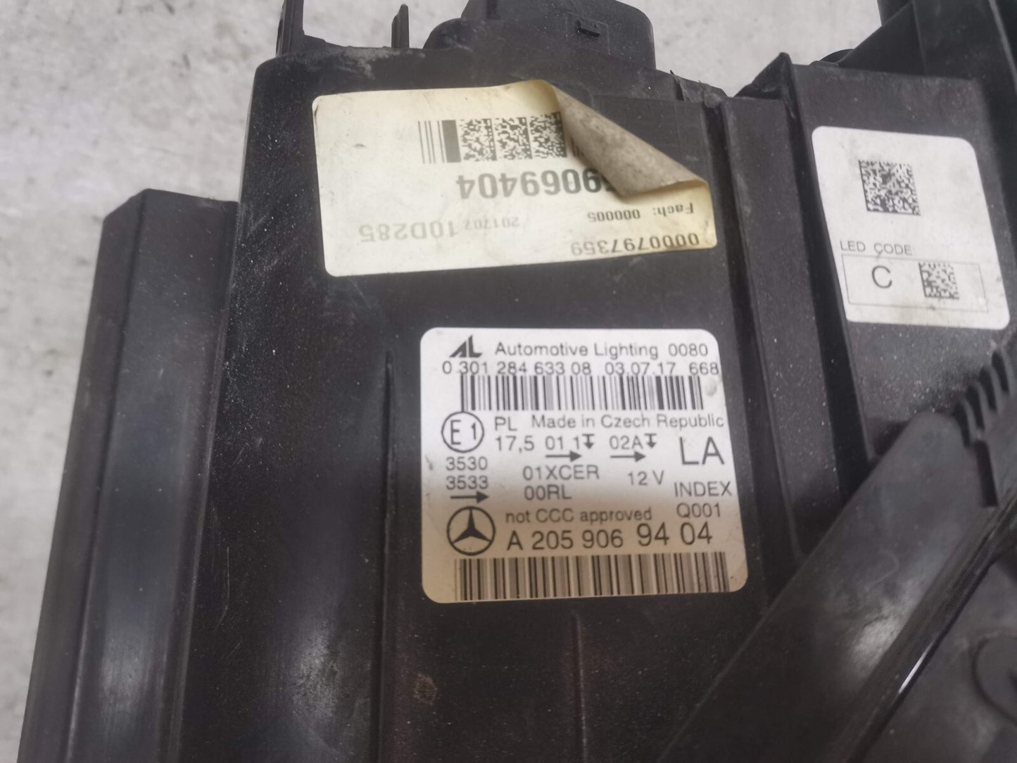 MERCEDES C CLASS W205 2015-2018 PASSENGER SIDE HEADLIGHT A2059069404 m20533