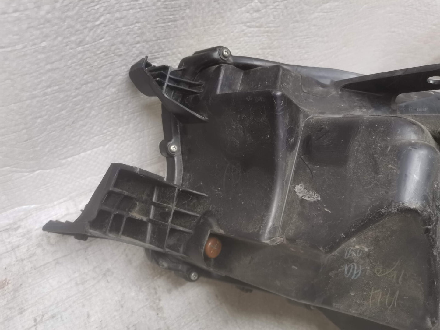 TOYOTA HILUX 2015-2019 DRIVER SIDE RIGHT FULL LED XENON HEADLIGHT GENUINE tohi10