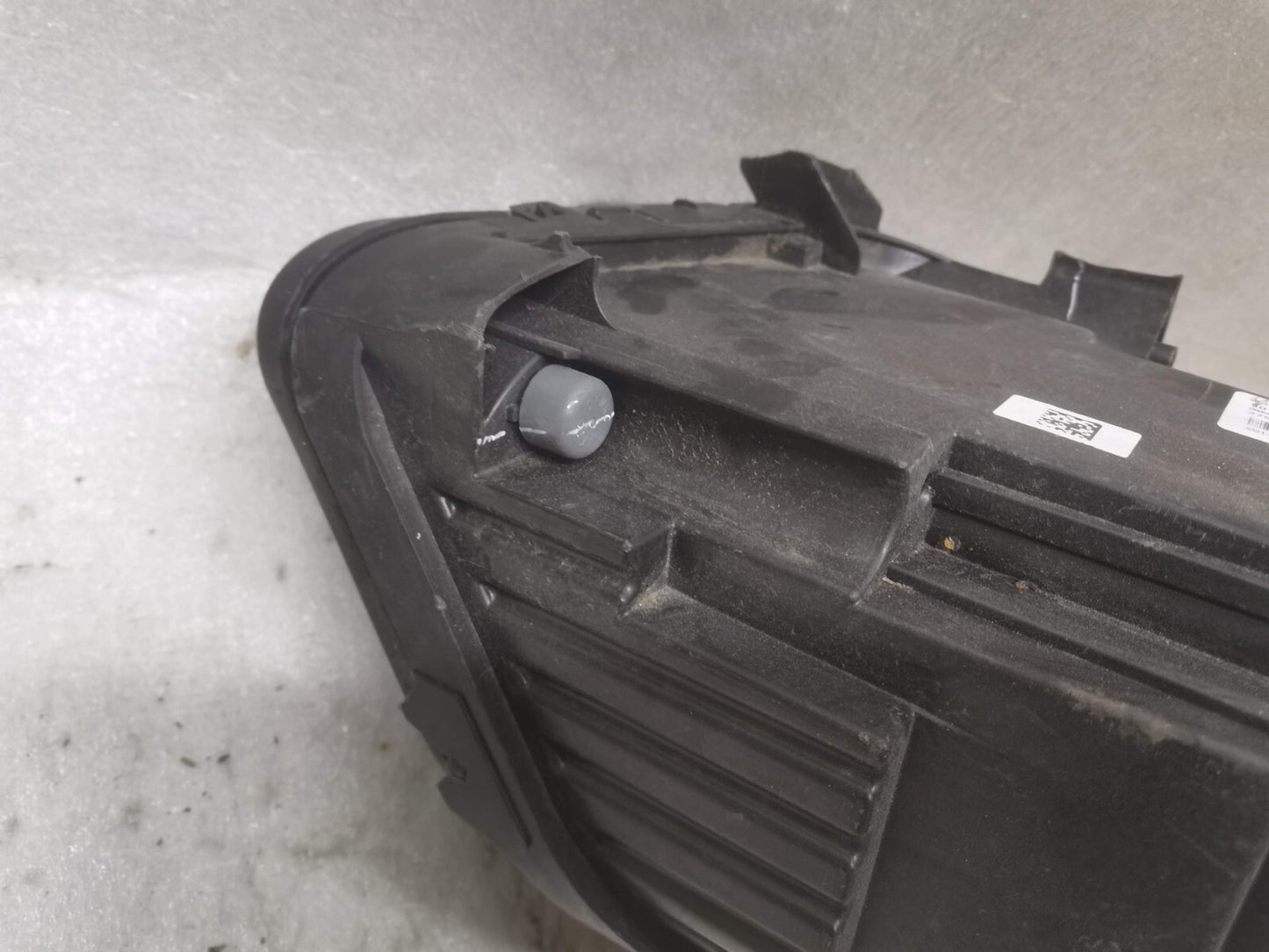 FIAT ABARTH 500 ELECTRIC 2020-23 FRONT HEADLIGHT T2-21 00521400250 fia6