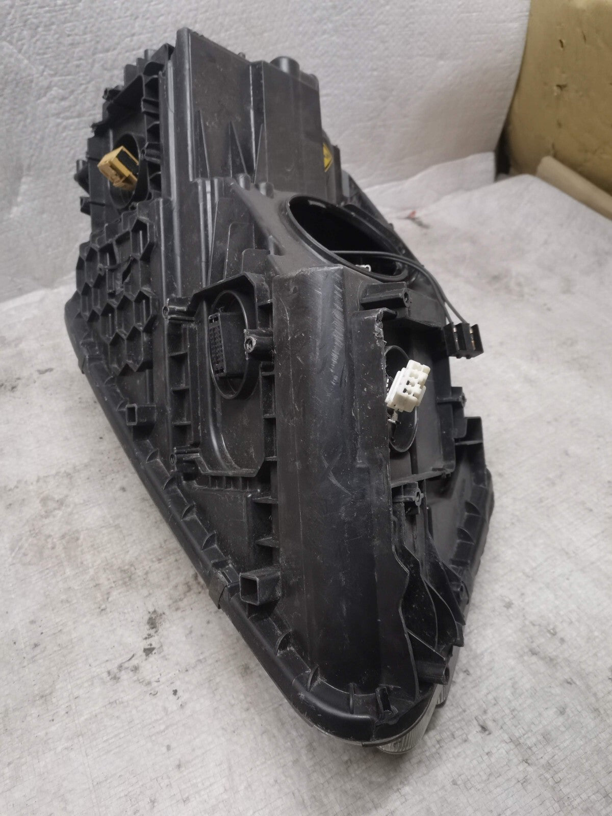 SKODA YETI 2013-17 NEARSIDE LEFT XENON LED HEADLIGHT GENUINE 5L2941015C skye37