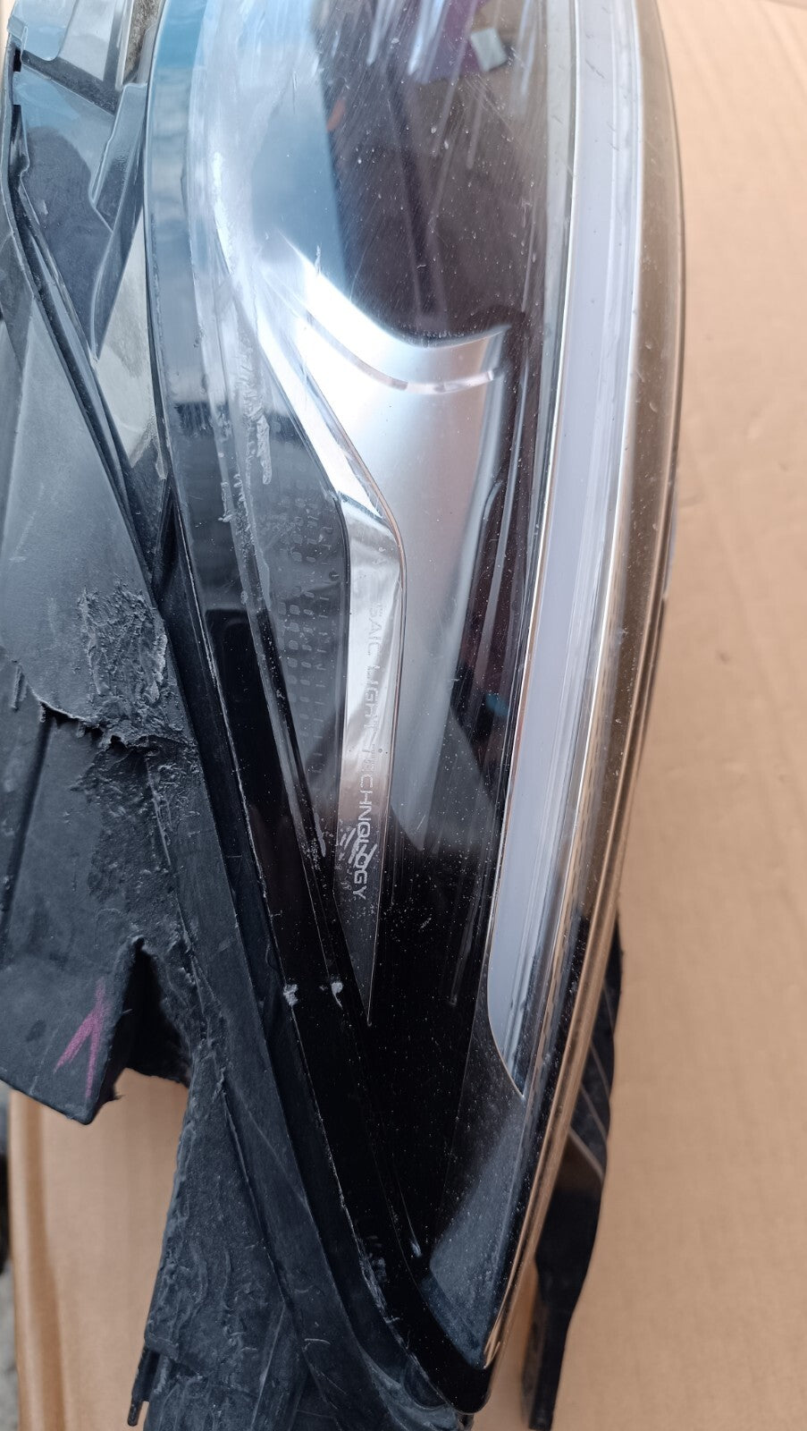 MG ZS 2021 ONWARDS  NEAR SIDE PASSENGERS SIDE FRONT LED HEADLIGHT 10905795 mg33