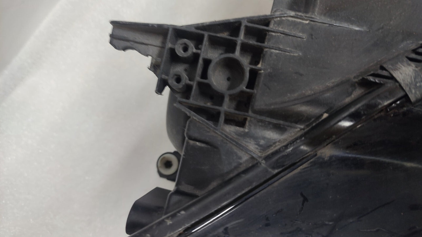 VOLKSWAGEN TOURAN MK3 2016-2020 GENUINE DRIVER FRONT HEADLIGHT 5TC941006A vw176