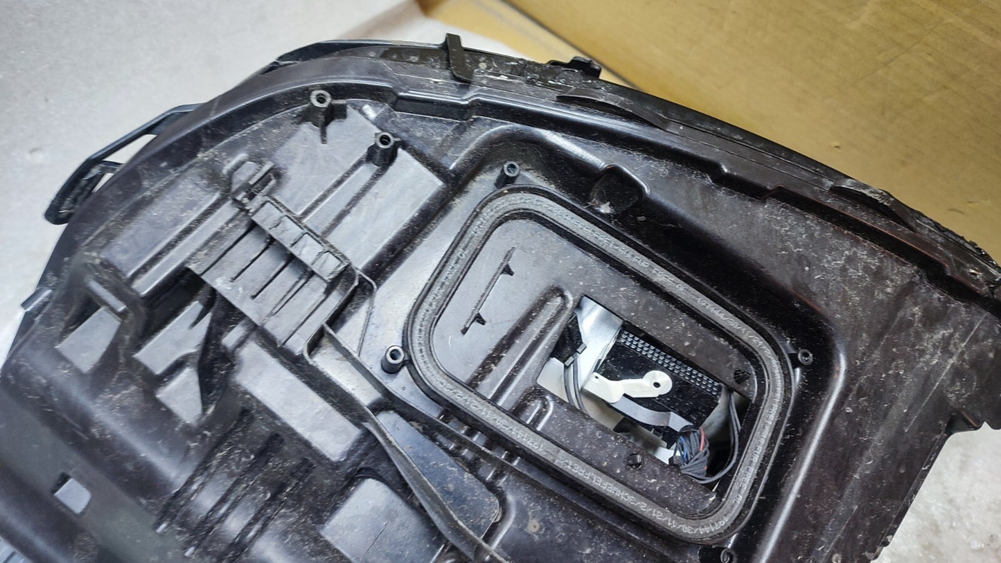 MERCEDES E CLASS W213 LED DRIVER SIDE HEADLIGHT GENUINE 2021-23 A2139067809 m61