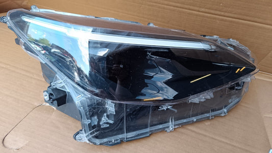 Toyota Yaris Cross 20-23 Headlight Led Driver Side Genuine Oem to58