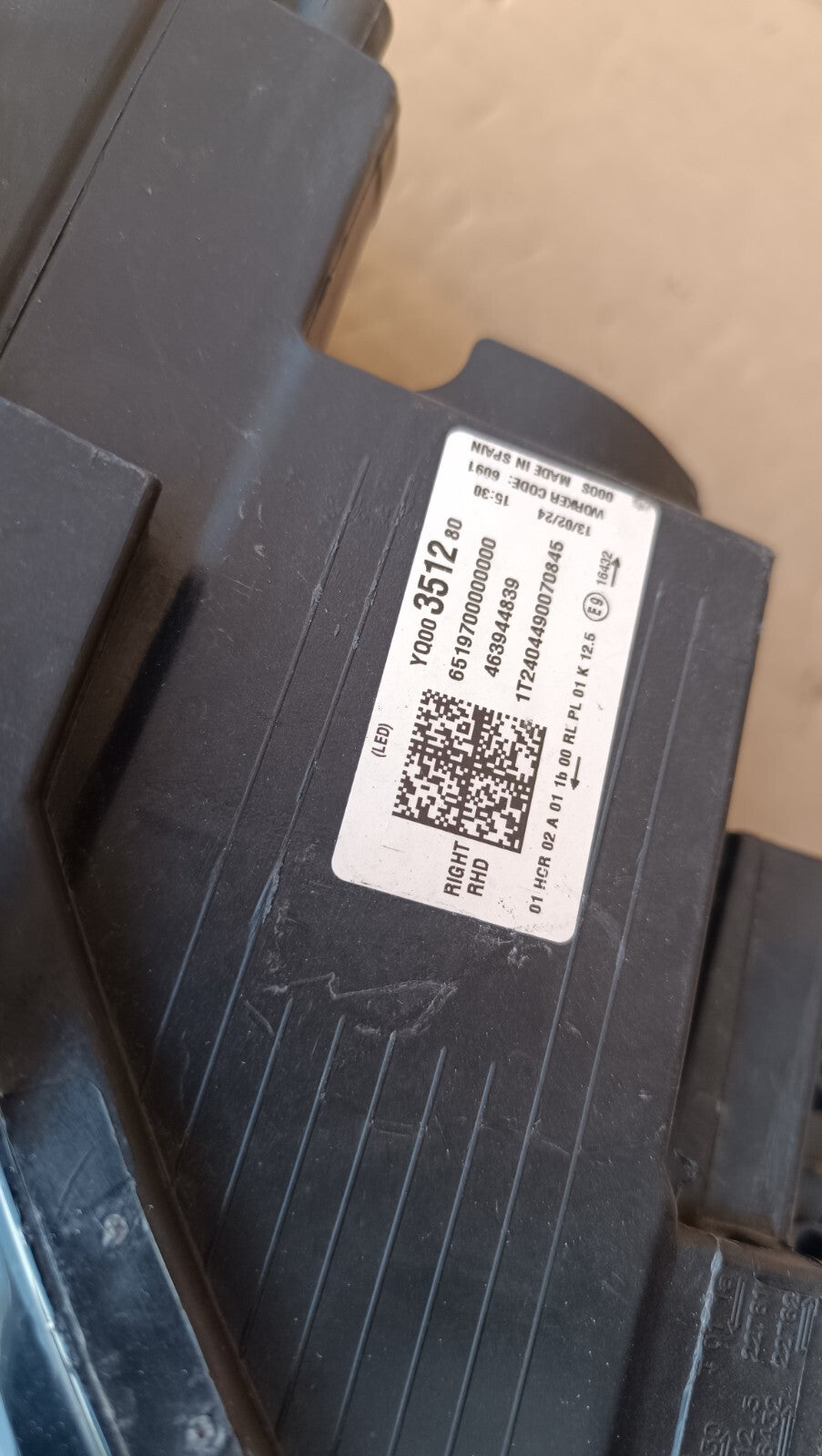 VAUXHALL Crossland X 2017- Front Right Headlight  Lamp FULL LED YQ00351280 v120