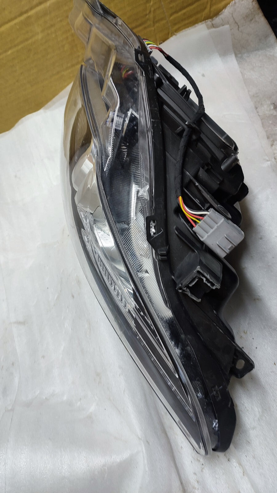 TOYOTA AURIS HEADLIGHT FRONT RIGHT OSF 81110-02K40 Auris Head Lamp HYBRID TO49