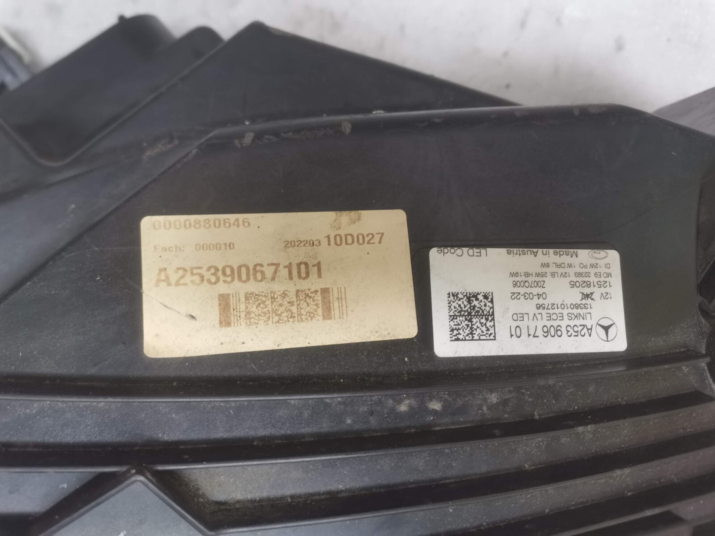 MERCEDES GLC W253 X253 PASSENGER SIDE HEADLIGHT 2019-21 A2539067101 m25349