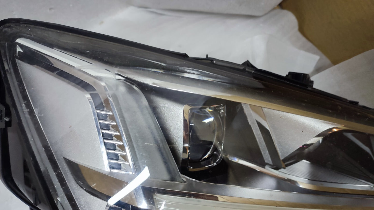 AUDI Q2  DRIVER SIDE HEADLIGHT 81A941034A LED XENON AU158