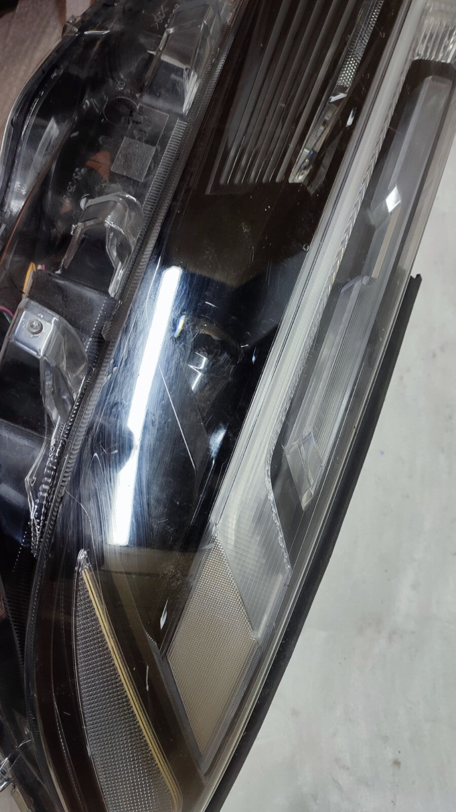 TOYOTA RAV4 OEM 2022 2023  LED HEADLIGHT LED SIGNAL STYLE LEFT 81150-0R360 to28