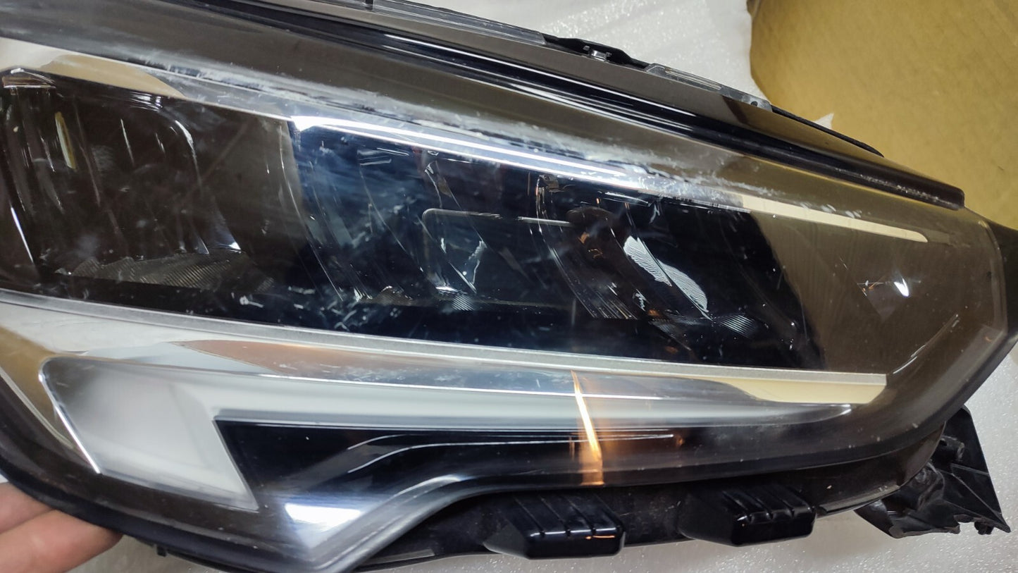 VAUXHALL CORSA F 2019+ DRIVERS RIGHT RH O/SIDE HEAD LIGHT HEADLAMP 39162656 v103