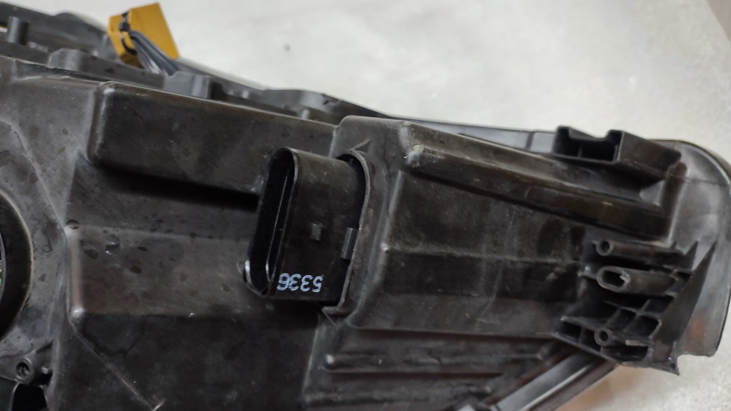 Skoda Superb 2015+ Xenon LED Driver Side Right O/S Headlight 3v2941016a sksp80