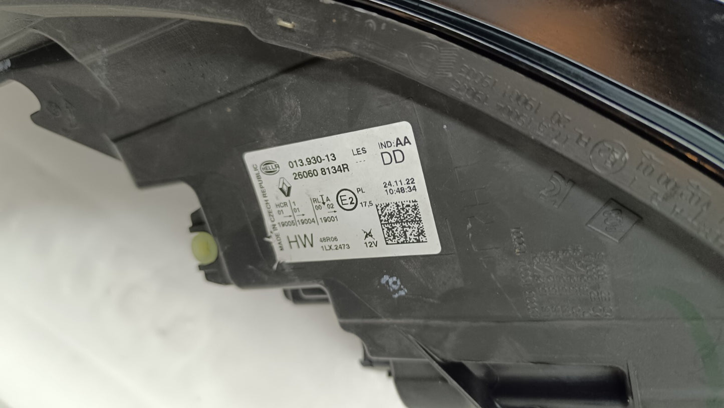 RENAULT CAPTURE HEADLAMP LEFT. PURE LED MK5 2019-2023 PASSENGER 260608134R  re69