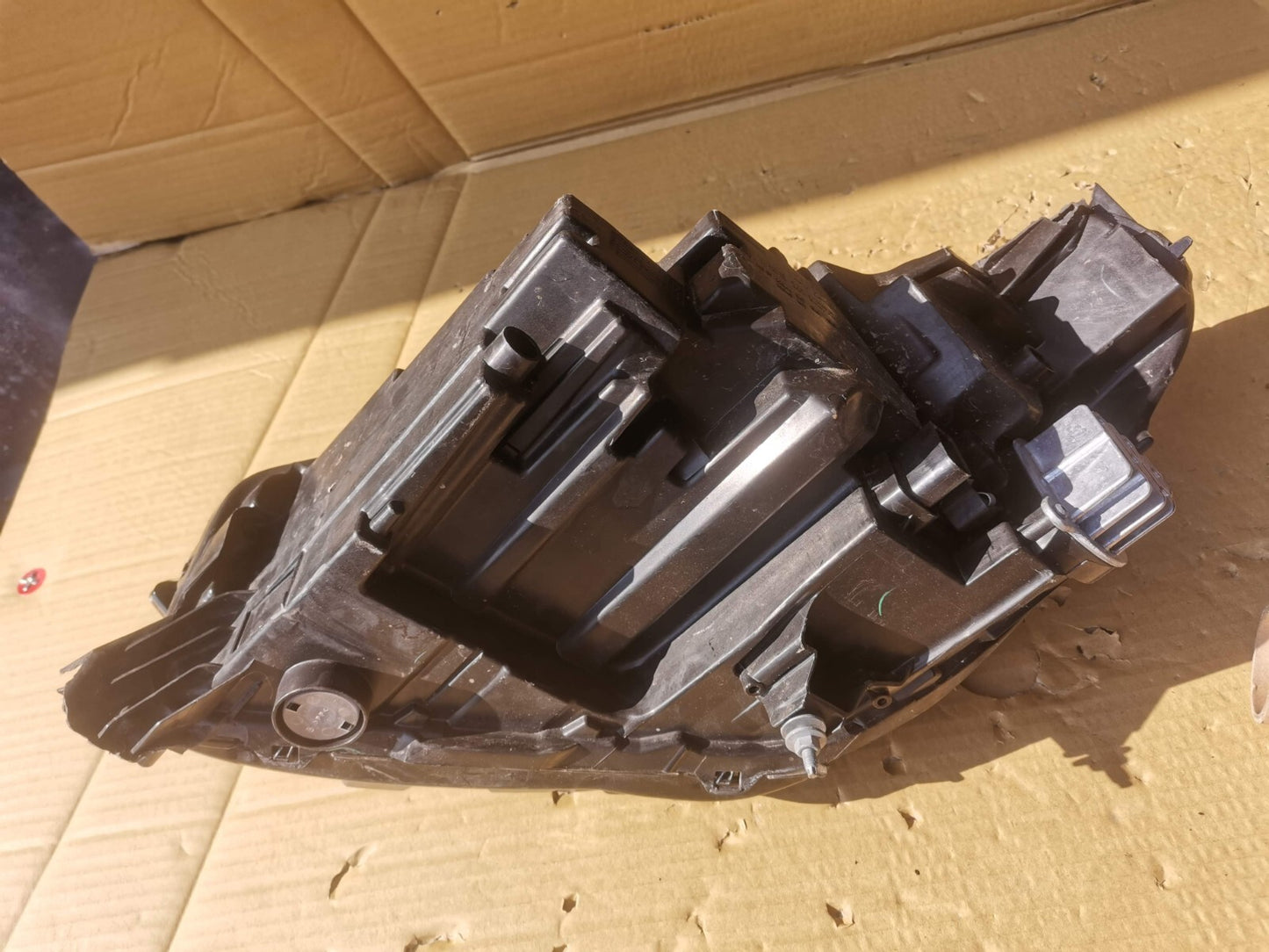 VAUXHALL CORSA F 2019+ DRIVERS RIGHT RH O/SIDE HEAD LIGHT HEADLAMP 39162656 vx33