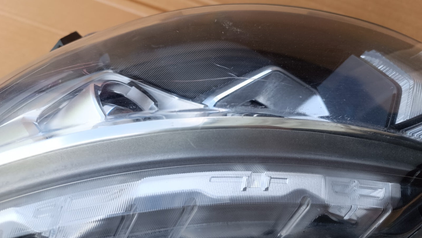 NISSAN QASHQAI Mk2 (J11) Left Passenger Side Front Headlight LED 100-18016 ni62