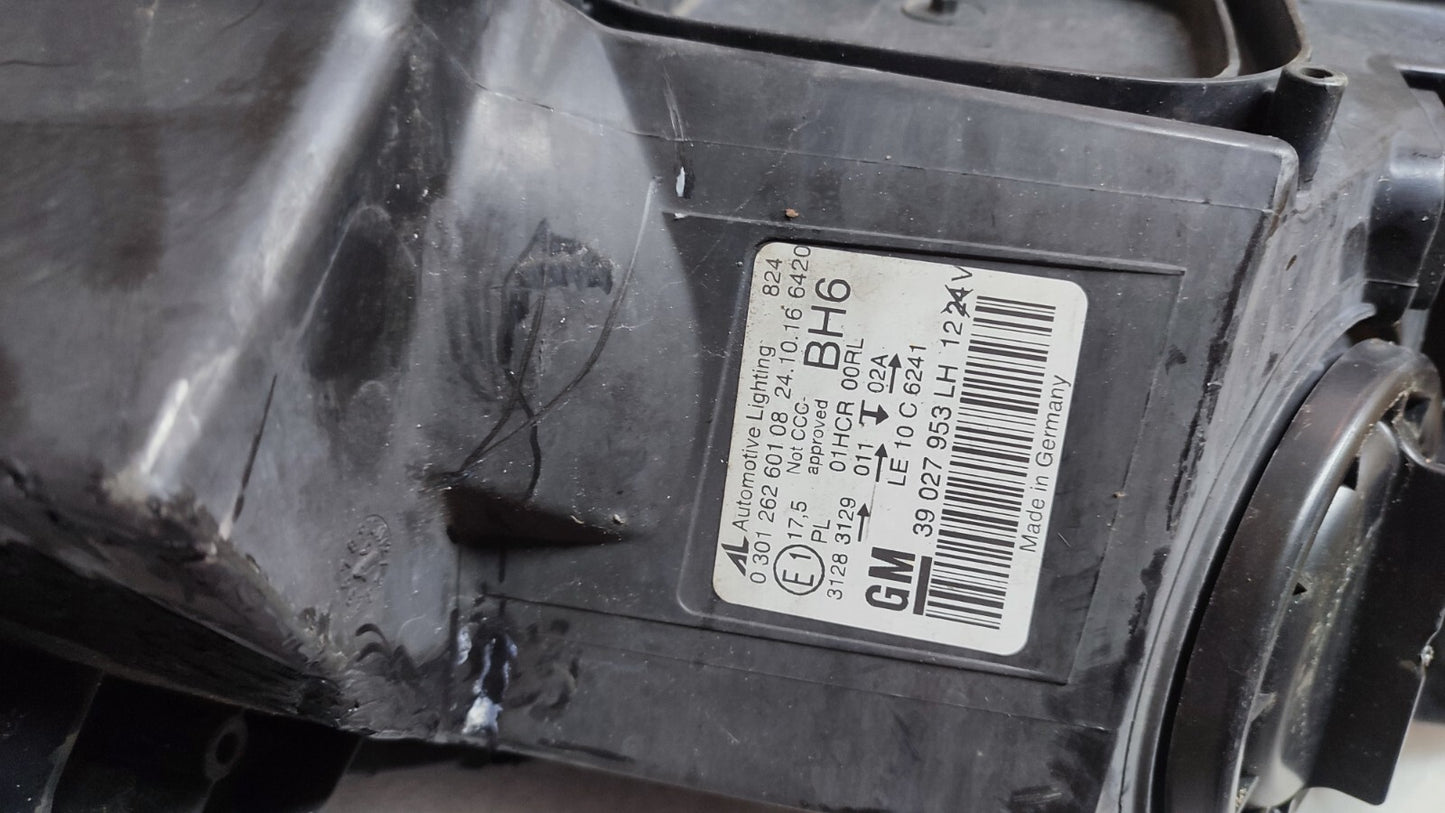 Vauxhall Astra J GTC Headlight Lamp Near Side Left Halogen  39027953 vxag85