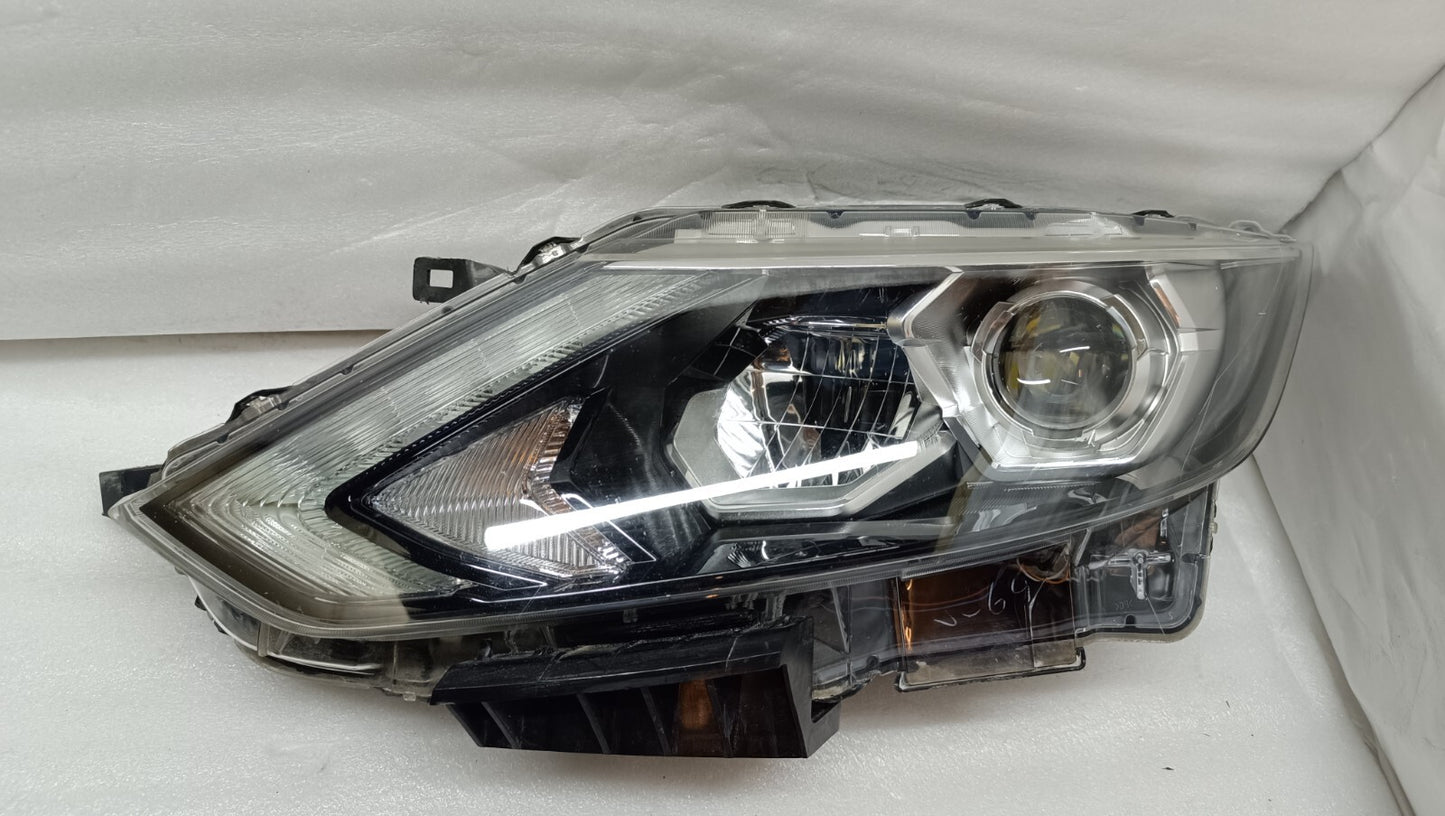 NISSAN QASHQAI Mk2 (J11) Left Passenger Side Front Headlight LED 100-18016 ni68