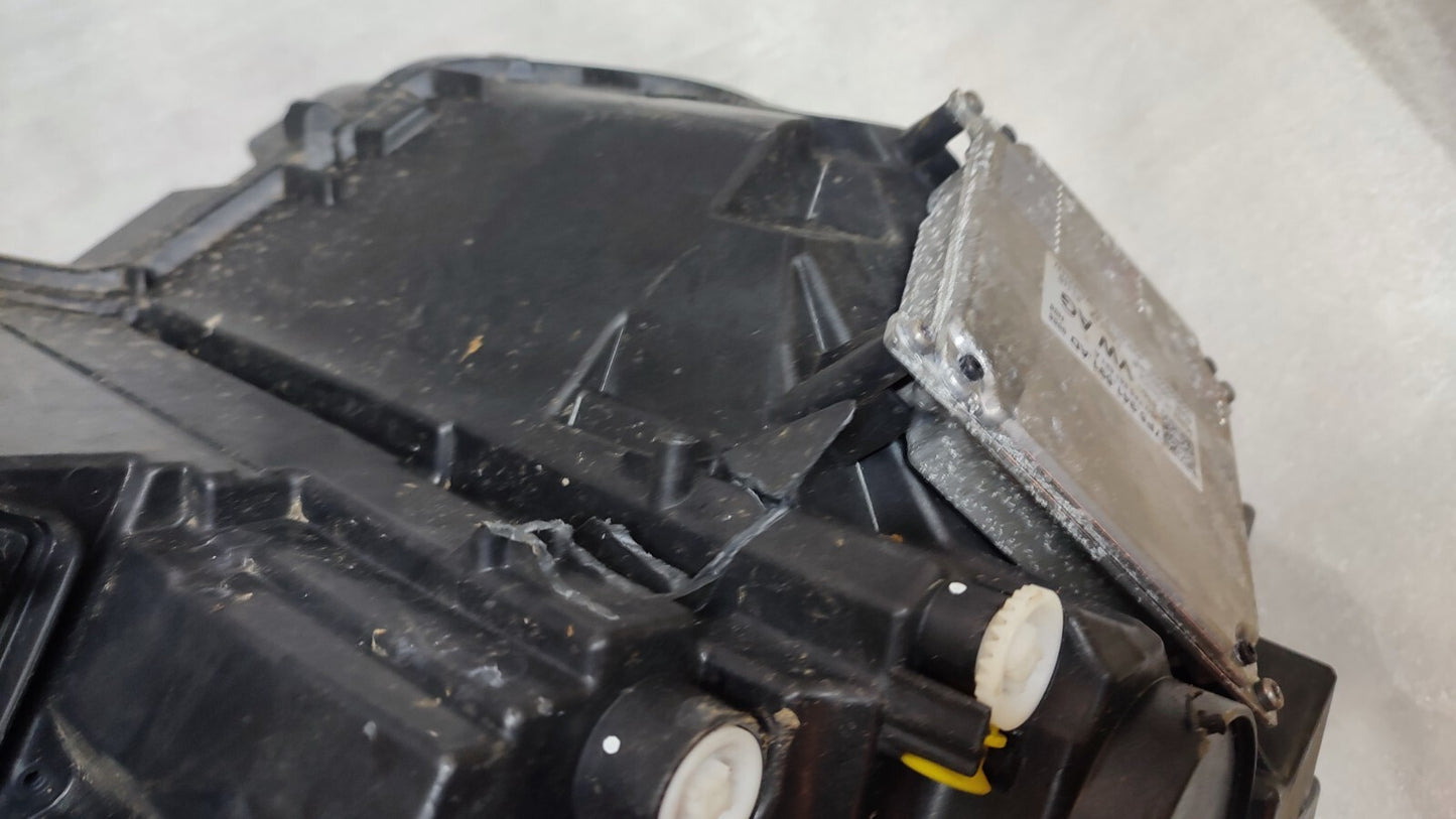 SKODA KAROQ LEFT PASSENGER NEAR SIDE LED HEADLIGHT 57C941015B 2018-2021 skkq82