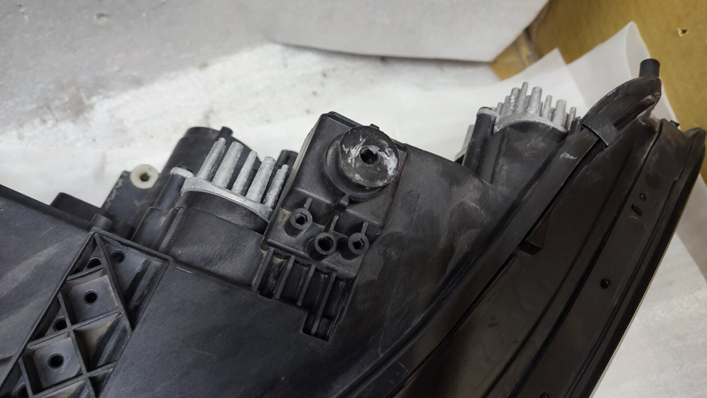 Volkswagen TIGUAN LED Headlight Matrix Beam IQ 5NC941113C vwtr156