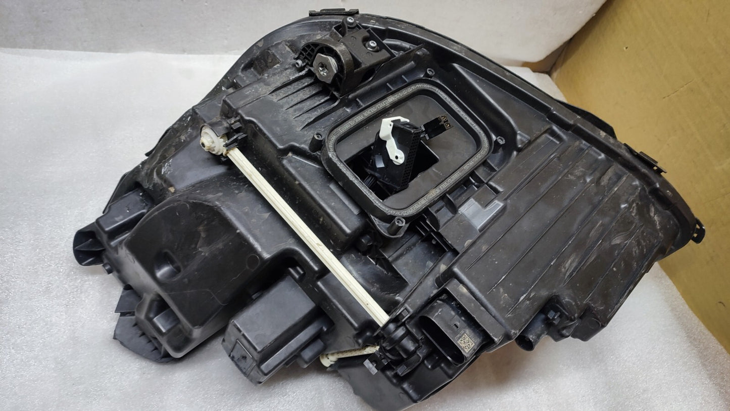 MERCEDES E CLASS 2016-2020 DRIVER SIDE LED XENON HEADLIGHT A2139064204 m21375