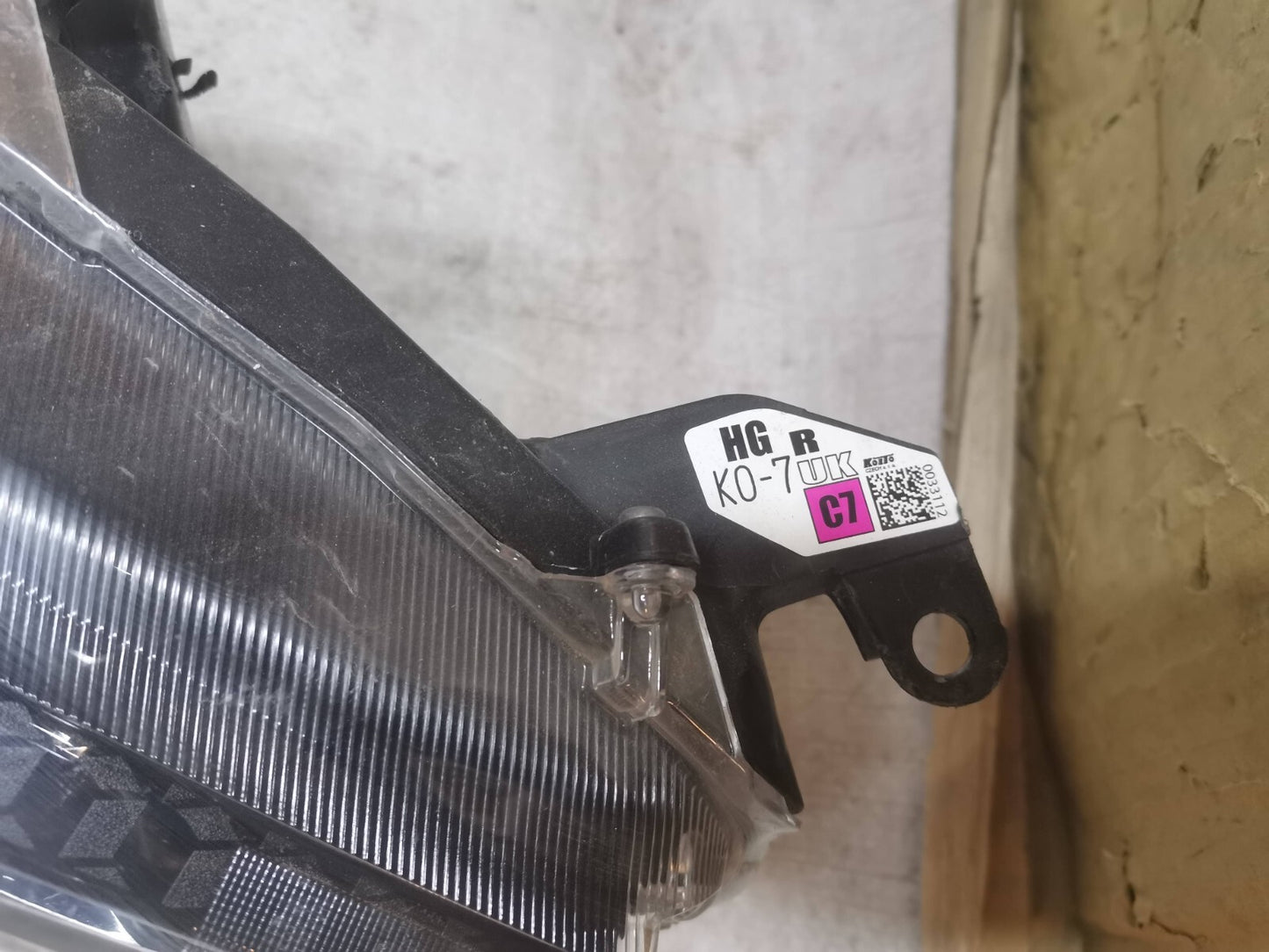 TOYOTA YARIS 2020 2021 2022 FULL LED PASSENGERSIDE N/S LEFT HEADLIGHT toya10