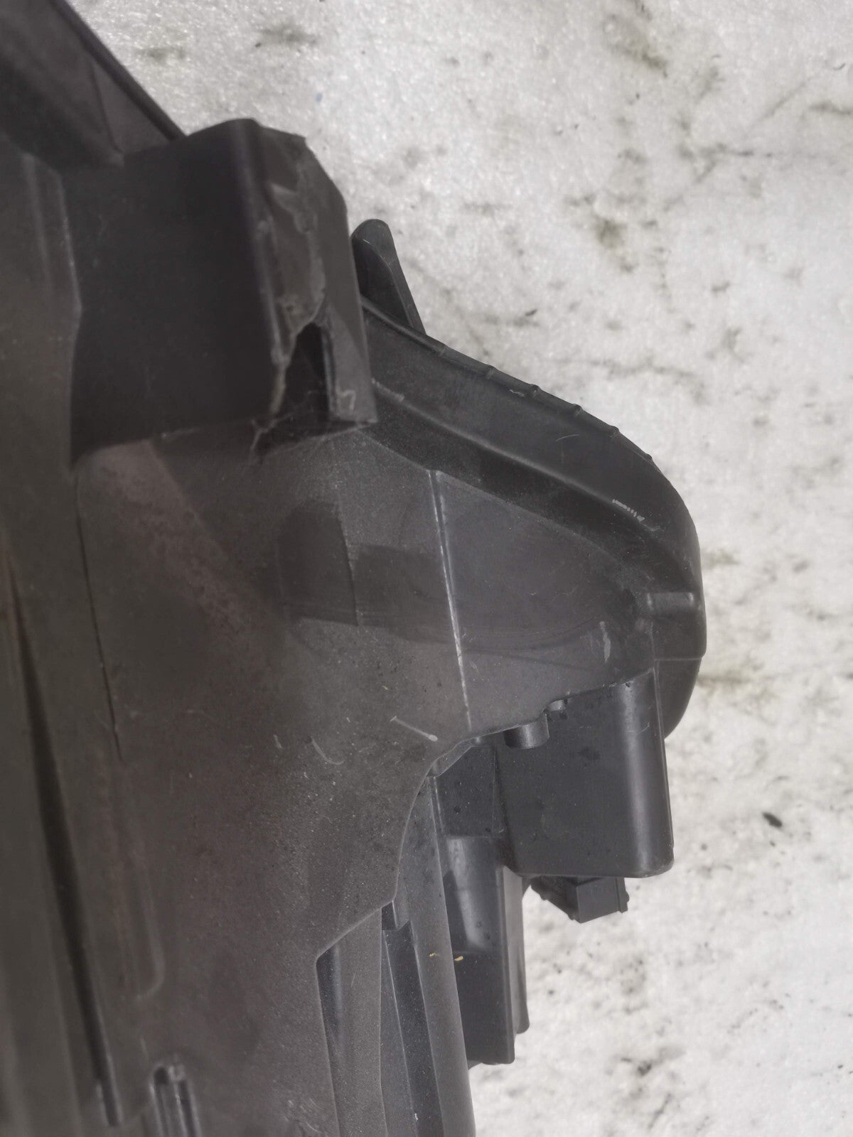 VAUXHALL CORSA E 2015 - 2019 PASSENGER HALOGEN HEADLIGHT 39108224LH vx70