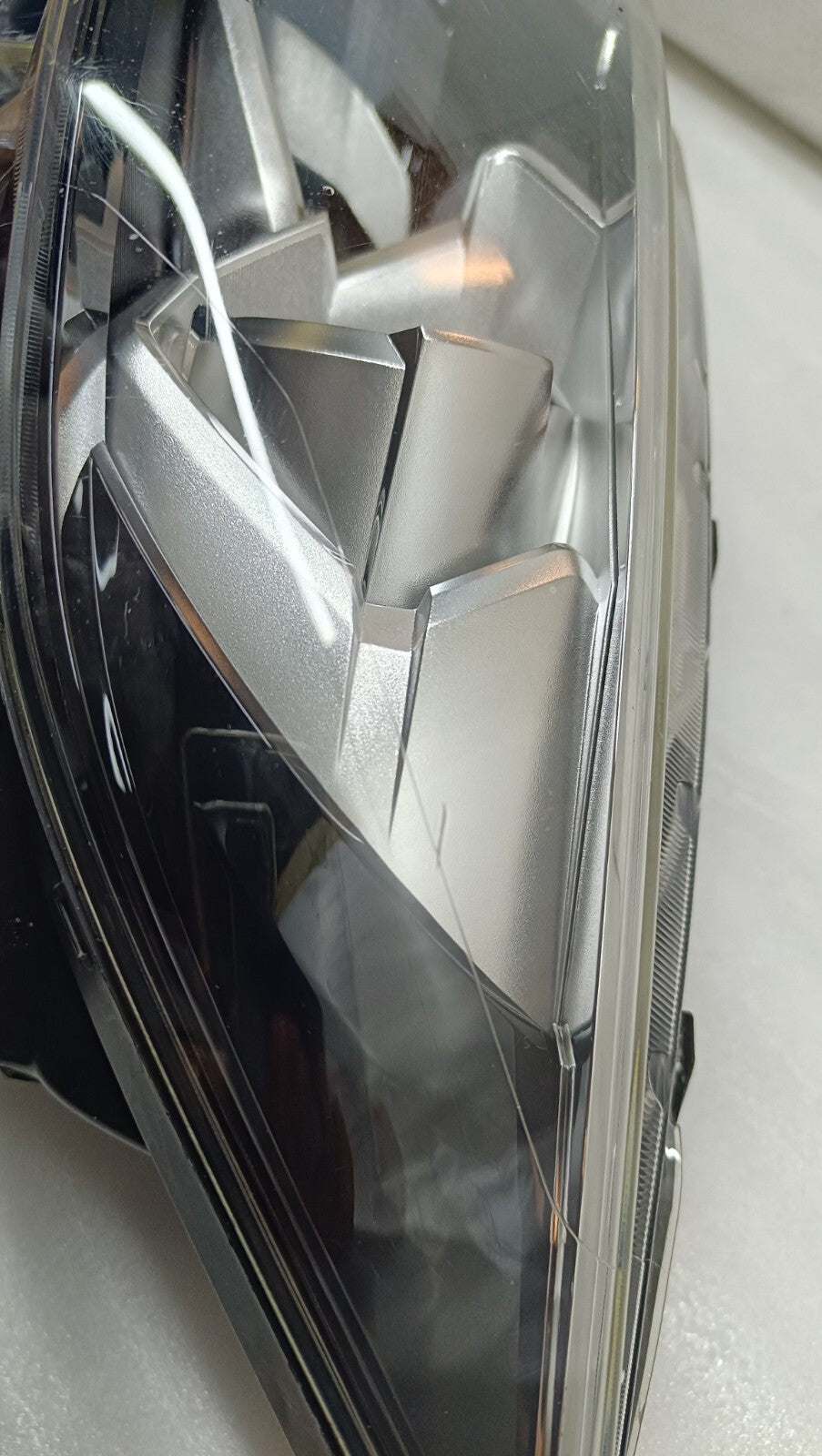 NISSAN QASHQAI Mk2 (J11) Left Passenger Side Front Headlight LED 100-18016 ni68