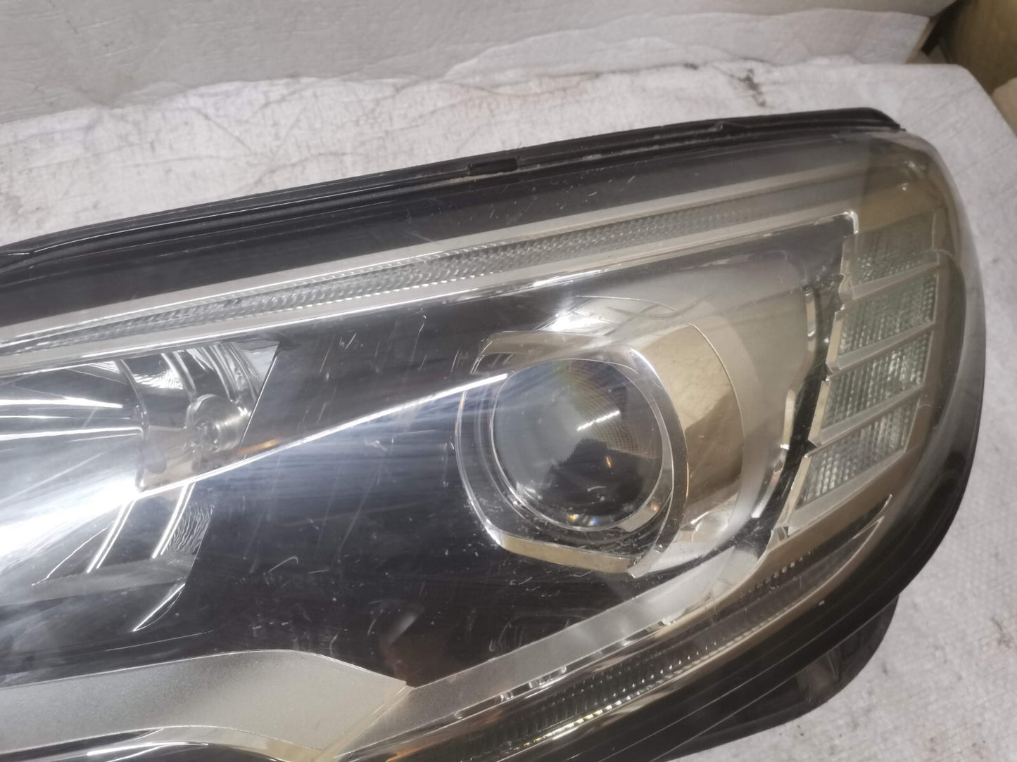RENAULT SCENIC HEADLAMP LEFT PASSENGER SIDE 260606234R MK4 2017 - 2022 ren9