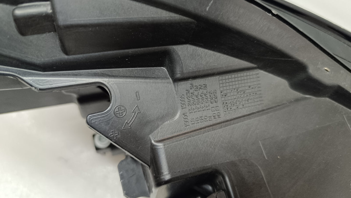 Renault Captur 2020-2022 N/S LED Headlight headlamp ren71