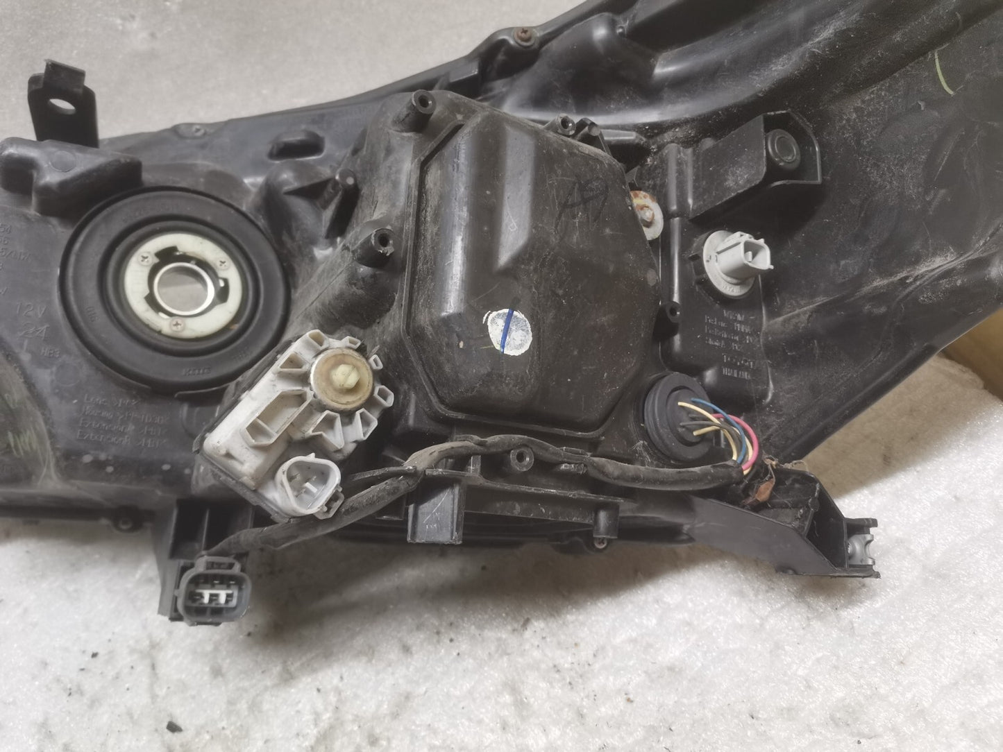 TOYOTA HILUX 2015-2019 DRIVER SIDE RIGHT FULL LED XENON HEADLIGHT GENUINE tohi19