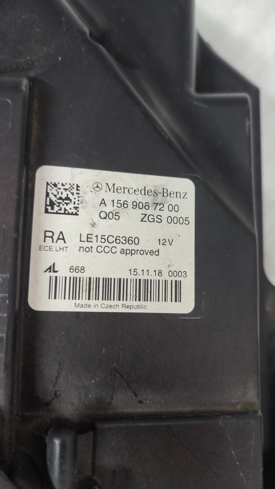 MERCEDES BENZ GLA FRONT RIGHT LED HEADLIGHT GENUINE 17-20 A1569067200 m156101