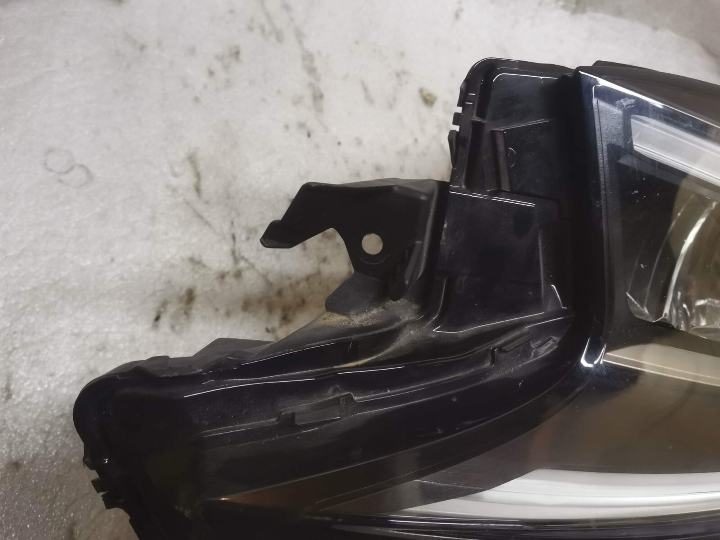 TOYOTA AYGO X Passenger Left HEADLIGHT 2021 2022 2023 GENUINE toay23