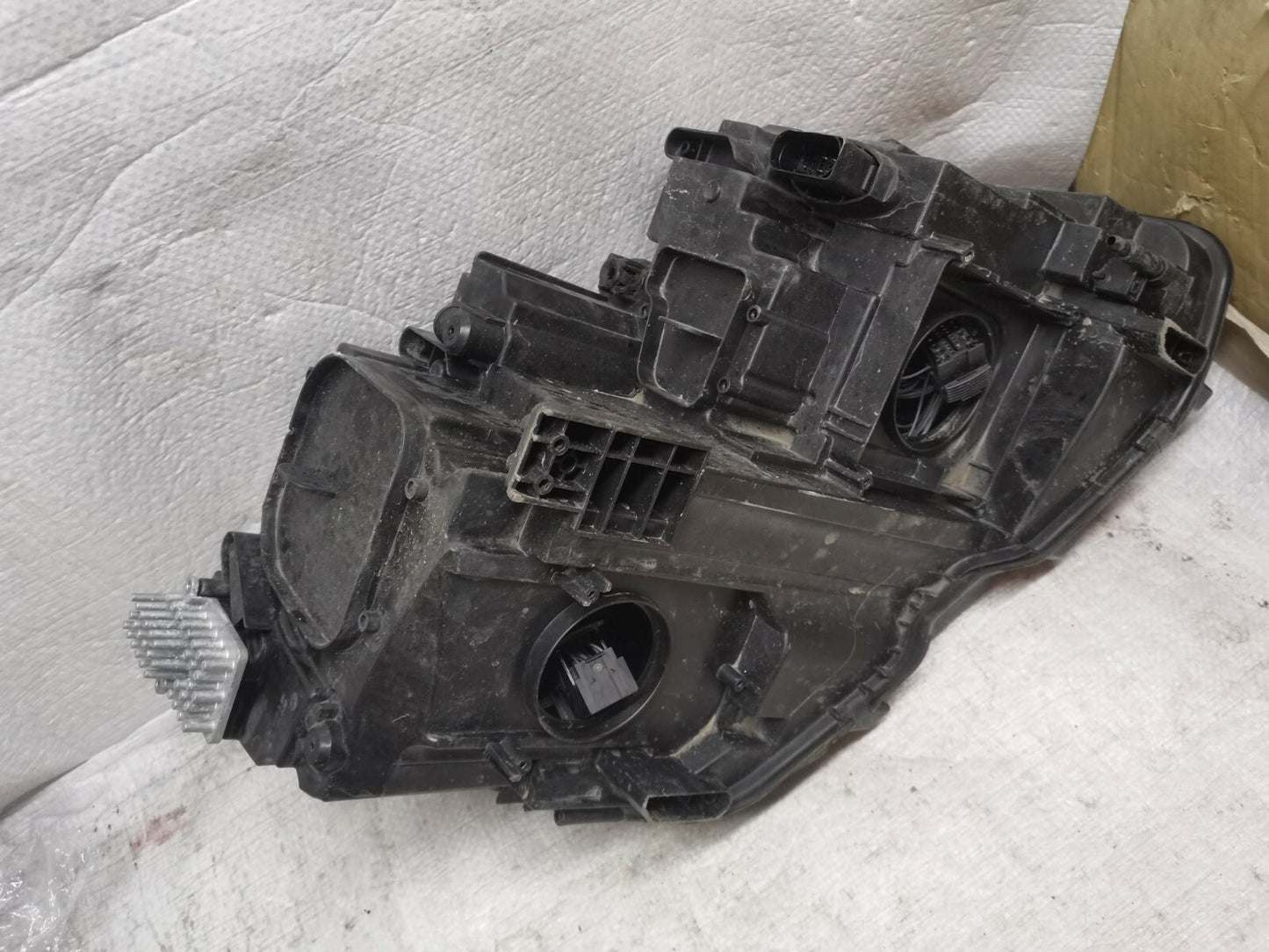 VOLKSWAGEN TIGUAN NS XENON LED HEADLIGHT 5NC941081A vwti66