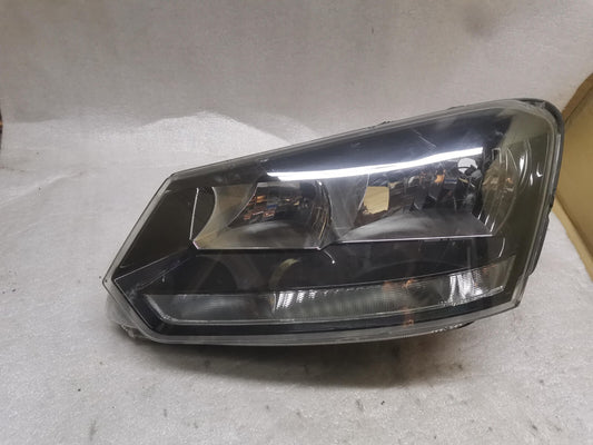 SKODA YETI 2013-17 NEARSIDE LEFT HALOGEN HEADLIGHT GENUINE 5L2941015d skye53