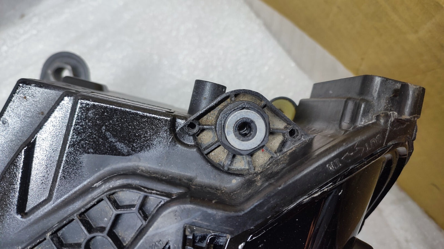 SKODA SUPERB LED HEADLAMP LEFT  FACELIFT MK3  2019-2023 3V2941015D sk93